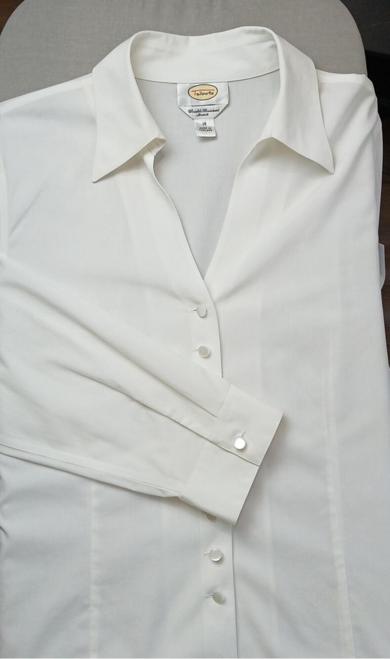 Talbots Wrinkle Resistant Stretch White Blouse 16 cotton blend LS buttons office